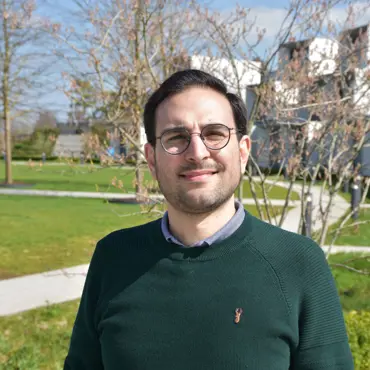 Dr. Ugur Efem